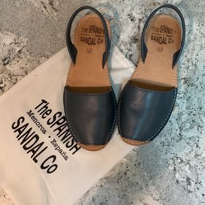 Spanish Sandal Company Navy Blue sandals - Iike new